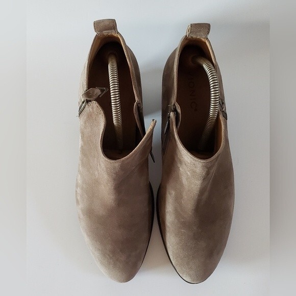 Vionic Cecily Women's Suede Ankle Boot Size 10 - Picture 4 of 11